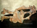 Mujer acostada sobre un fondo cachou 1938 Pablo Picasso